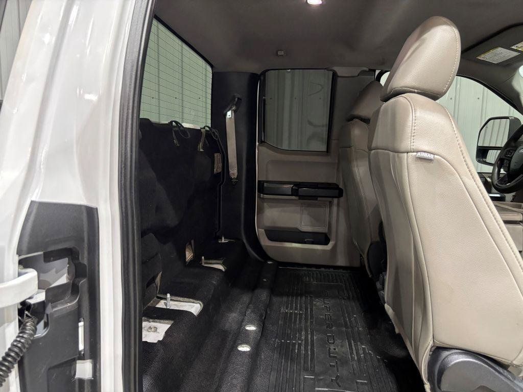 Used 2017 Ford F250 XL w/ Power Equipment Group AWD/4WD image 14