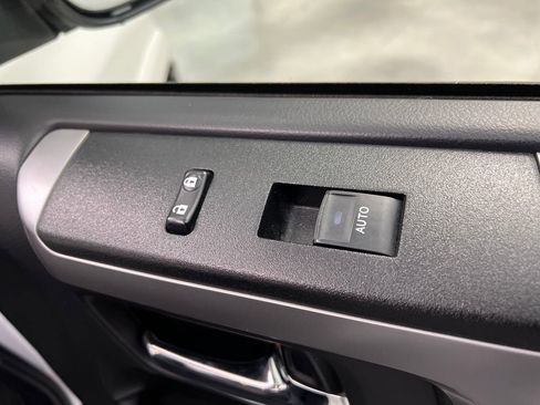 Used 2021 Toyota 4Runner SR5 Premium image 27