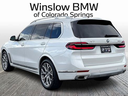 Used 2025 BMW X7 xDrive40i AWD/4WD image 4