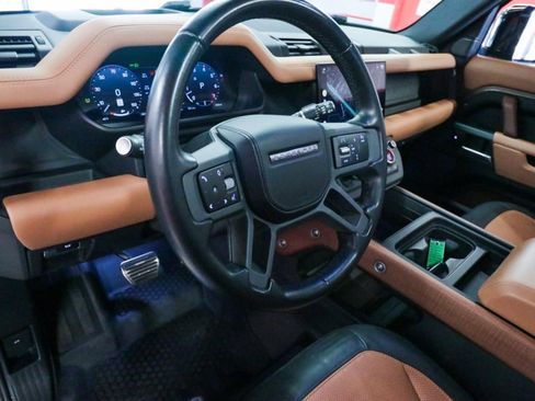Used 2023 Land Rover Defender 110 X image 11