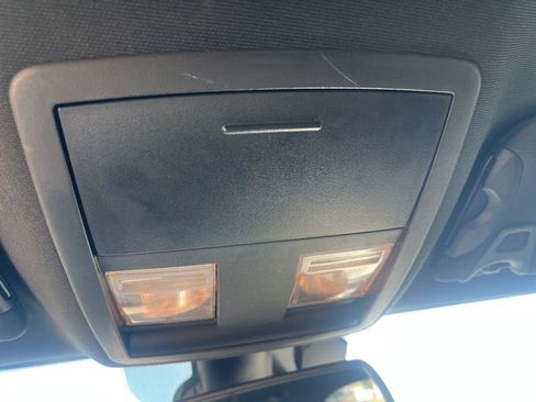 Used 2020 Dodge Challenger SXT RWD image 33