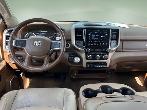 Used 2023 RAM 2500 Laramie AWD/4WD image 13