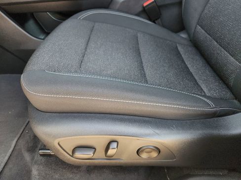 Used 2024 Chevrolet Traverse LT image 31