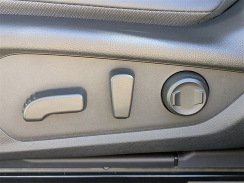 Used 2025 Subaru Crosstrek 2.5i Limited w/ Popular Package #3A image 22