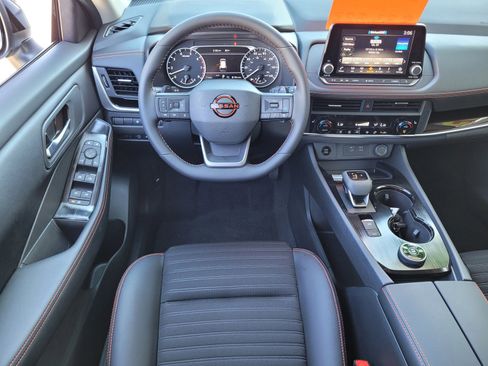 New 2026 Nissan Rogue SV image 8