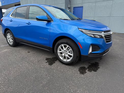Used 2024 Chevrolet Equinox LT AWD/4WD image 1