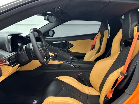 Used 2023 Chevrolet Corvette Z06 RWD image 18