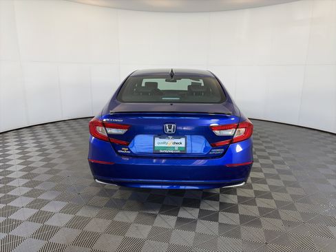 Used 2022 Honda Accord Sport image 9