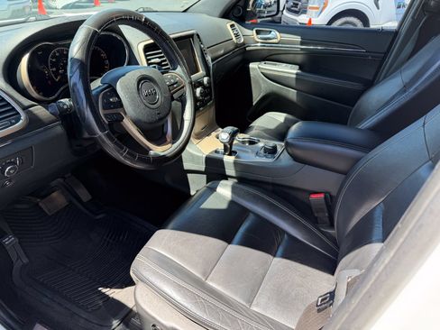 Used 2015 Jeep Grand Cherokee Limited AWD/4WD image 7