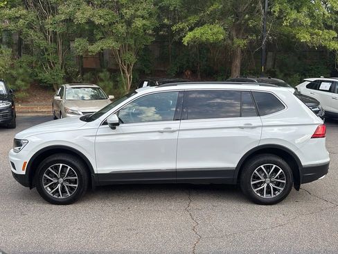 Used 2020 Volkswagen Tiguan S image 8