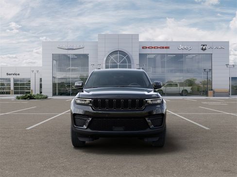 New 2025 Jeep Grand Cherokee 4WD image 6