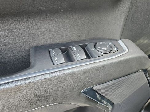 Used 2022 Chevrolet Silverado 1500 LT Trail Boss image 19