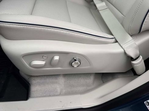 New 2026 Buick Enclave Avenir w/ Super Cruise Package FWD image 24