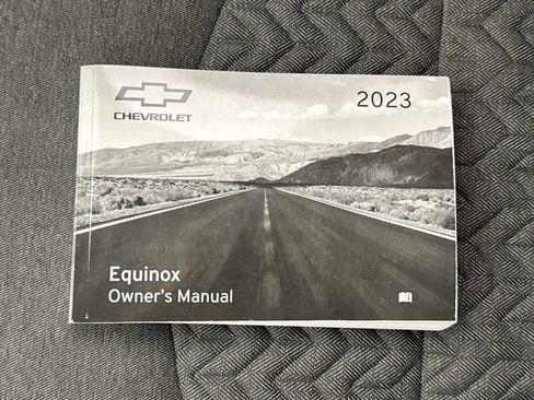 Used 2023 Chevrolet Equinox LT AWD/4WD image 34