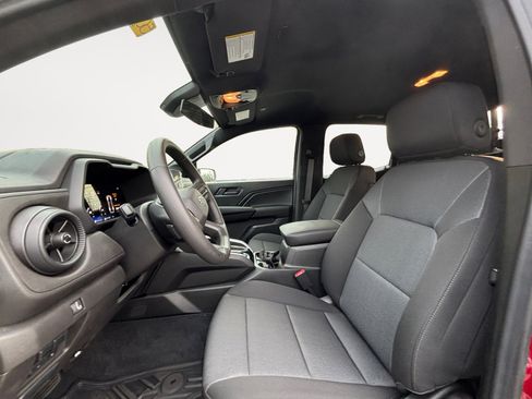 New 2025 Chevrolet Colorado Trail Boss w/ Midnight Edition image 9