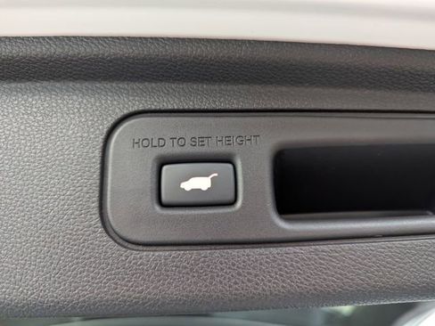 New 2026 Honda Odyssey Touring image 16