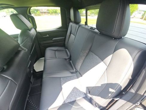 Used 2024 Toyota Tacoma Limited w/ Limited Package (LT) AWD/4WD image 10