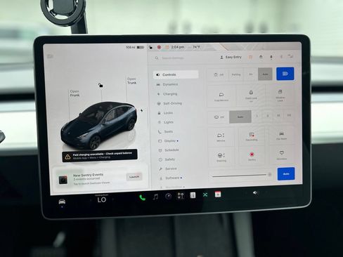 Used 2024 Tesla Model Y Long Range RWD image 11