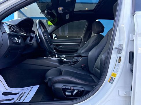 Used 2018 BMW 330e 330e iPerformance image 11