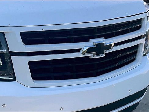 Used 2020 Chevrolet Tahoe Premier w/ Premier 6.2L Value Package RWD image 30