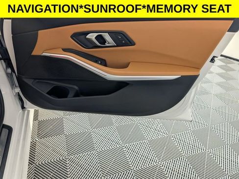 Used 2025 BMW 330i 330i image 35