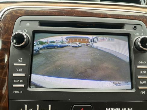 Used 2014 Buick Enclave Leather w/ LPO, Cargo Convenience Pkg AWD/4WD image 25