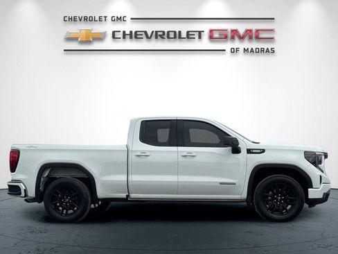 Used 2026 GMC Sierra 1500 Elevation AWD/4WD image 2