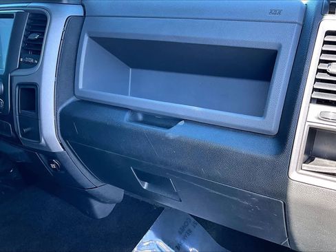 Used 2015 RAM 1500 Express AWD/4WD image 18