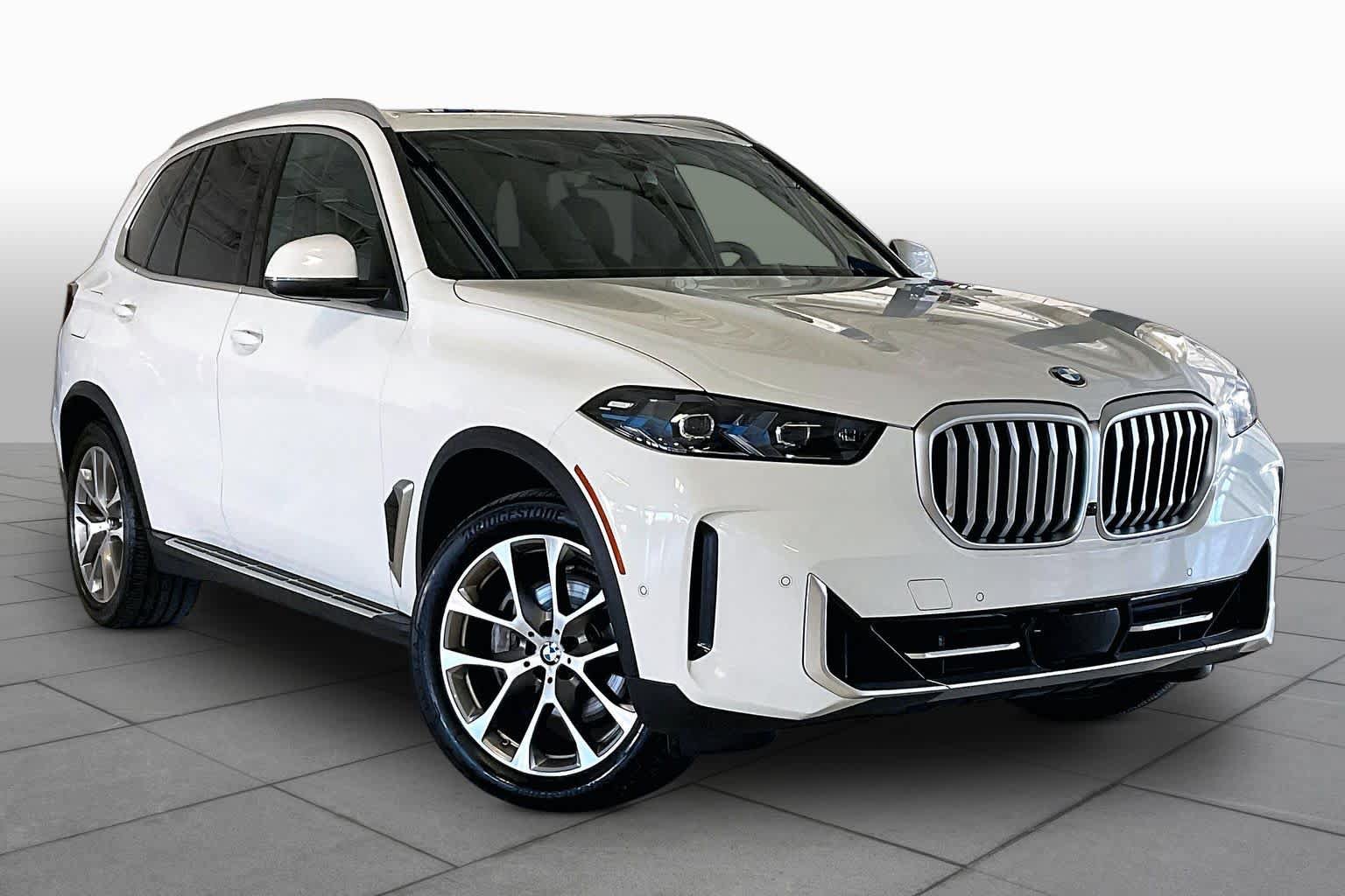 Used 2026 BMW X5 sDrive40i RWD image 2