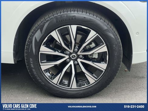 Certified 2024 Volvo XC60 B5 Plus w/ Protection Package Premier image 6