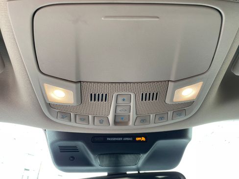 Used 2023 Ford Expedition XLT AWD/4WD image 26