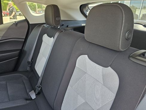 Used 2026 Chevrolet Trax LS FWD image 69