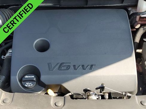 Certified 2023 Chevrolet Traverse LT FWD image 29