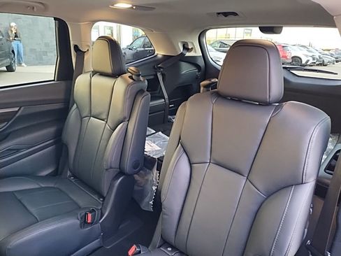 Used 2026 Subaru Ascent Touring AWD/4WD image 47