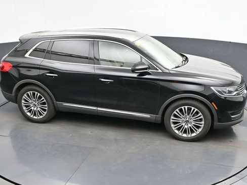 Used 2018 Lincoln MKX Reserve w/ Driver Assistance Package FWD image 19