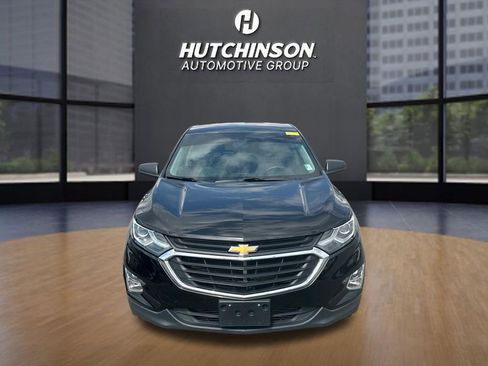 Used 2018 Chevrolet Equinox LS FWD image 2