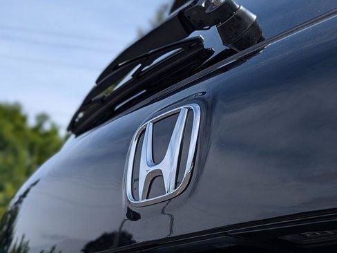 Used 2016 Honda Pilot Touring image 36
