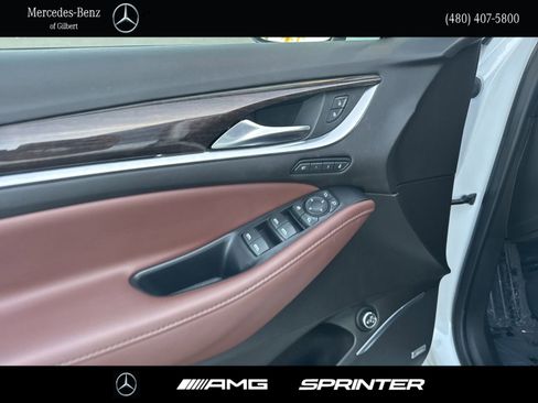 Used 2021 Buick Enclave Avenir w/ Avenir Technology Package image 12