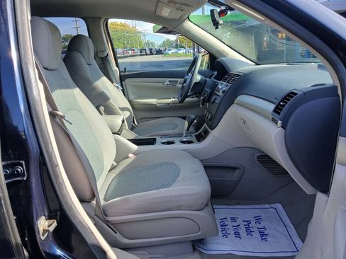 Used 2007 Saturn Outlook XE FWD image 14