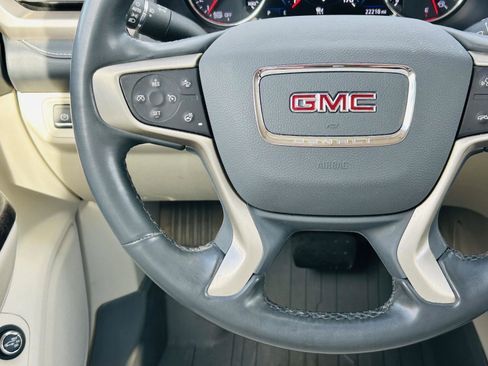 Used 2023 GMC Acadia Denali w/ Denali Ultimate Package image 24