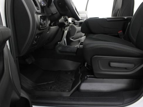 New 2026 RAM 1500 Tradesman AWD/4WD image 15