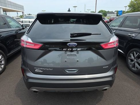 Used 2022 Ford Edge Titanium AWD/4WD image 3