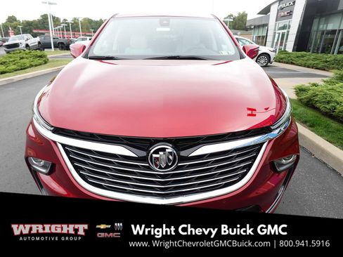 Used 2023 Buick Enclave Essence image 7