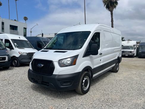 Used 2025 Ford Transit 250 148 Medium Roof RWD image 1