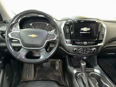 Used 2018 Chevrolet Traverse LT AWD/4WD image 17
