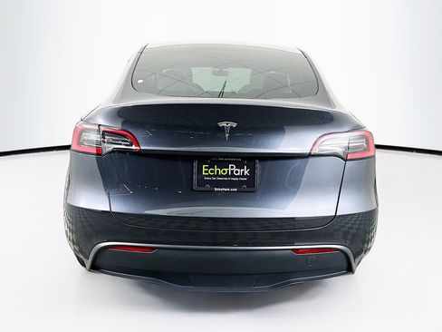 Used 2025 Tesla Model Y Long Range image 7