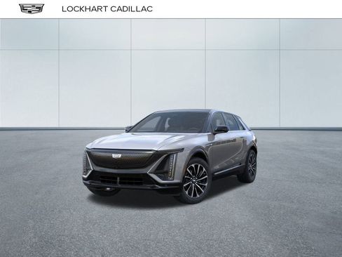 New 2025 Cadillac Lyriq Sport image 8