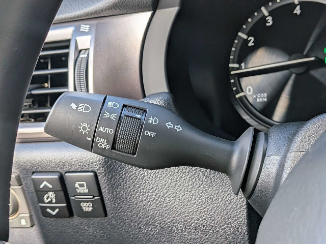 Used 2023 Lexus GX 460 w/ Black Line Special Edition AWD/4WD image 32