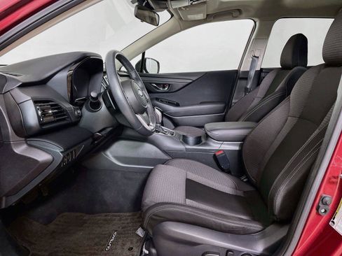 Used 2025 Subaru Outback Premium AWD/4WD image 5
