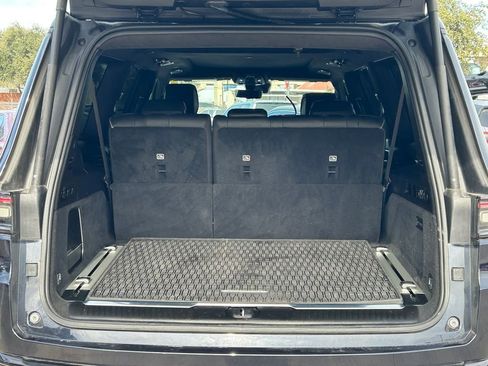 Used 2024 Jeep Grand Wagoneer L Series II w/ Quick Order Packagew 28T image 13